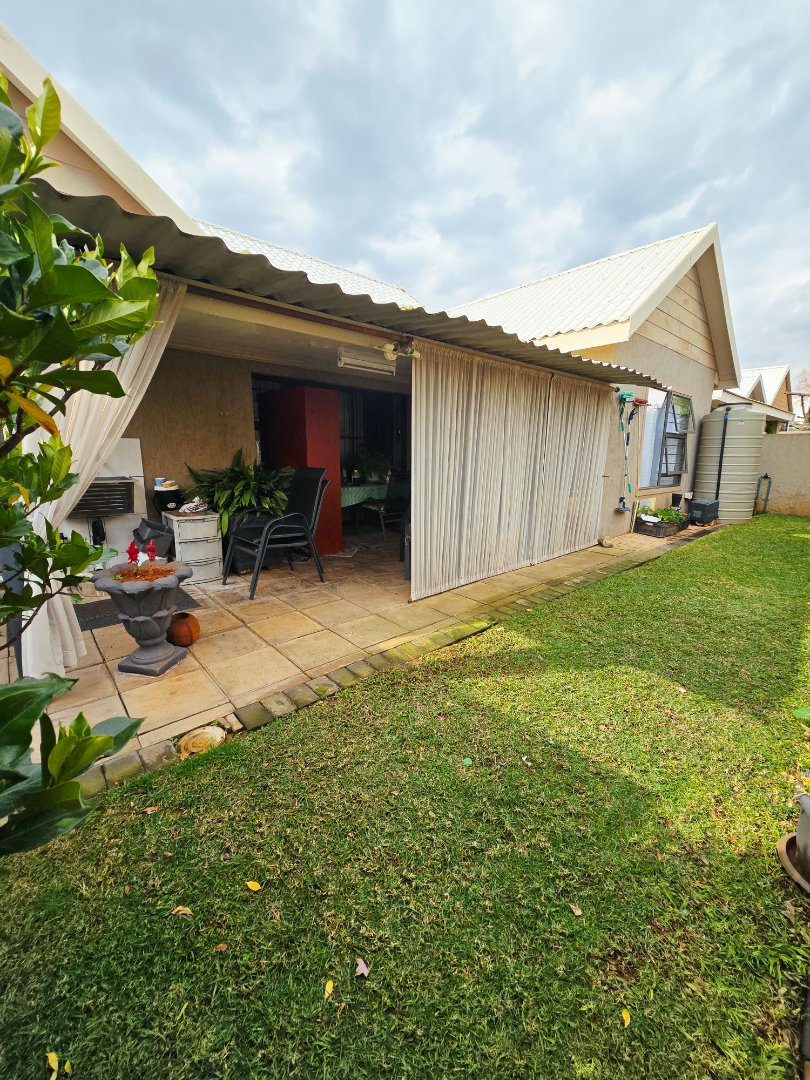 2 Bedroom Property for Sale in Wilkoppies North West